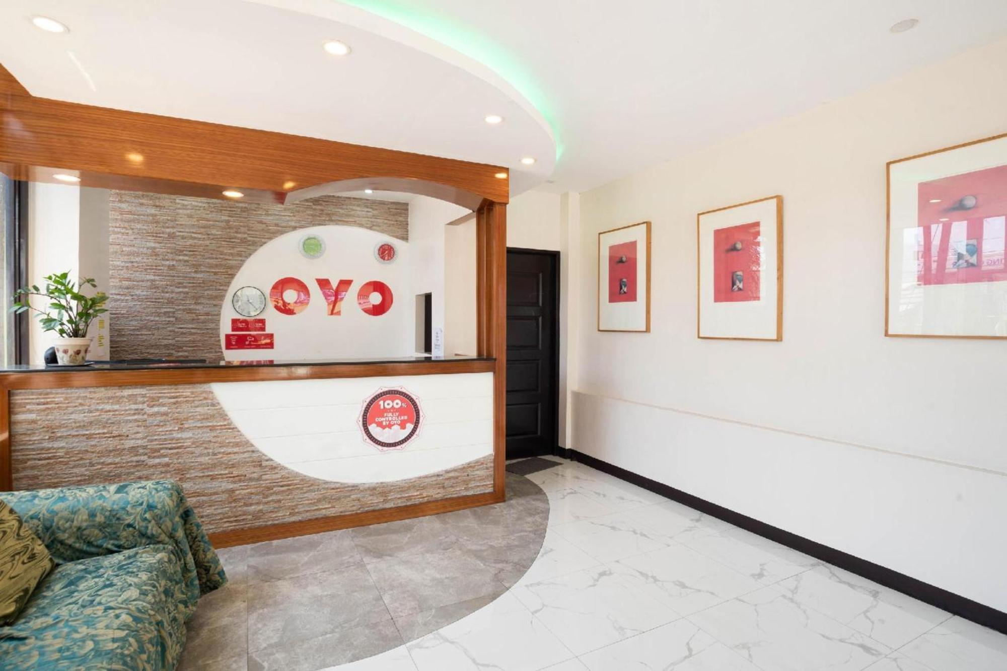 Oyo 195 Ranchotel - Binan Eksteriør billede
